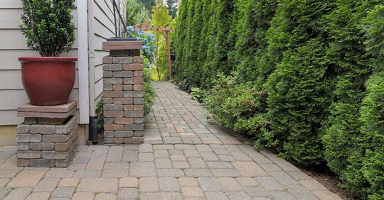 Garden Patio and Brick Path Hardscape